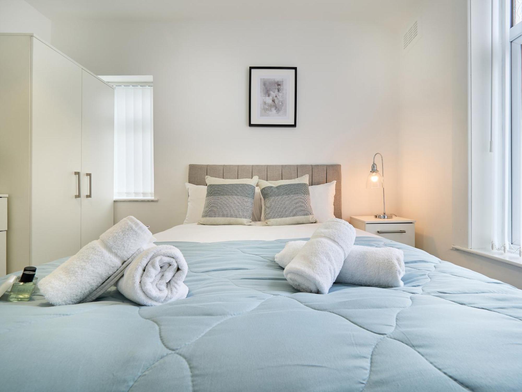 ליברפול Woodcroft House - Air Host & Stay - 4 Bedrooms מראה חיצוני תמונה